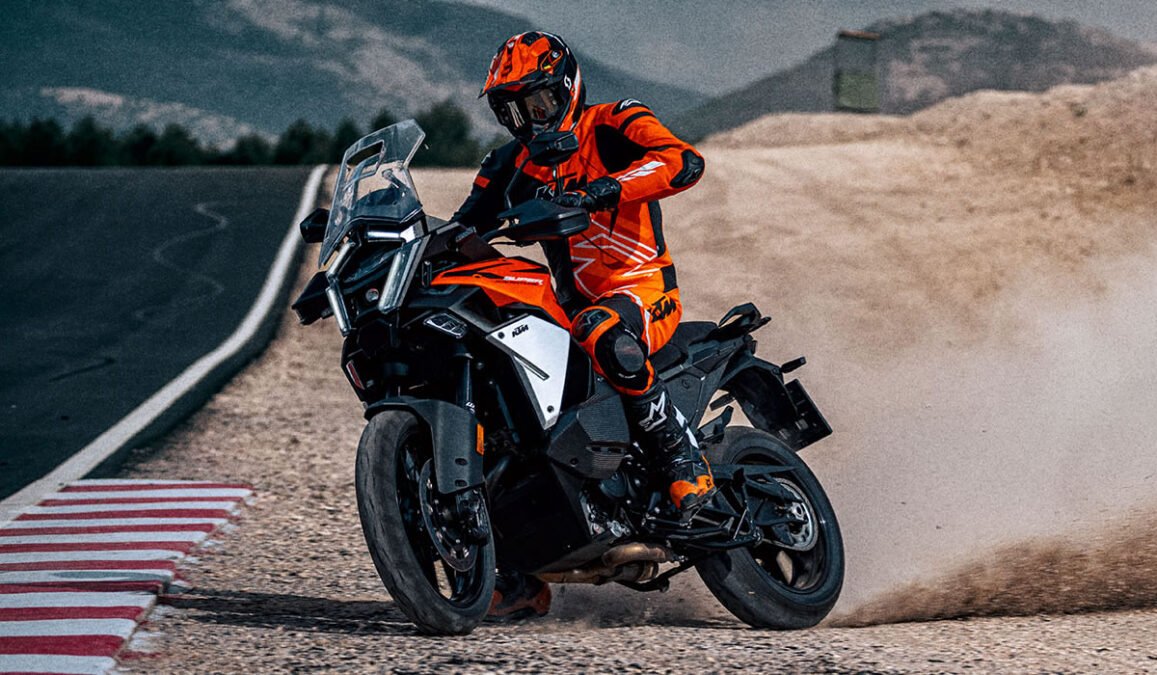 KTM 1390 Super Adventure S EVO