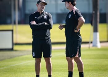 Corinthians Fernando Diniz
