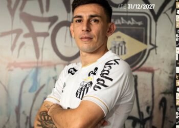 Santos renova com Escobar