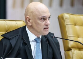 Ministro Alexandre de Moraes durante sessão no Supremo Tribunal Federal