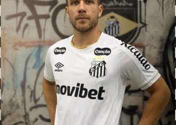santos arthur melo