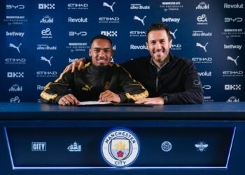 manchester city palmeiras allan