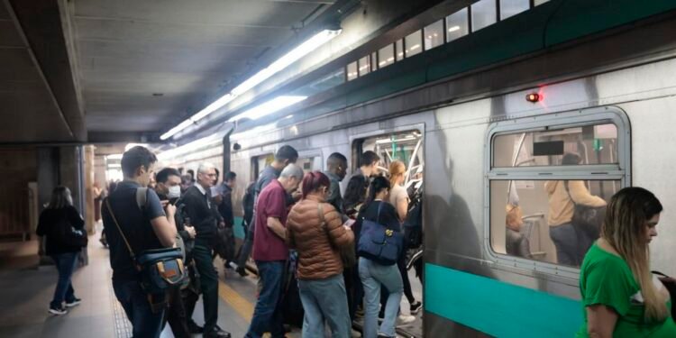 Trânsito em São Paulo durante a greve da CPTM