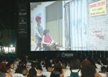 Mostra gratuita de cinema Curta na Praça