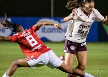 Ferroviária e Bahia se classificam às quartas do Brasileirão Feminino.