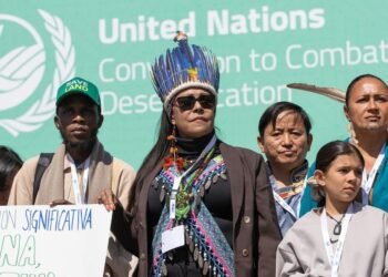 Indígenas reivindicam inclusão nas discussões da COP17 sobre desertificação.