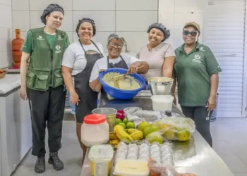 Cozinha das Caranguejeiras em Magé, RJ.