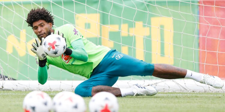 HUGO SOUZA