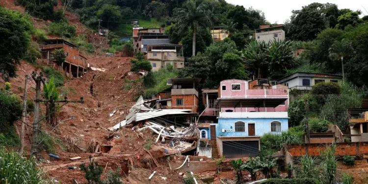 Manaus em seca histórica