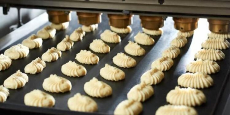 Biscoitos amanteigados prontos para servir