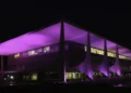 Alunos do ensino médio em Brasília se preparando para o ENEM.