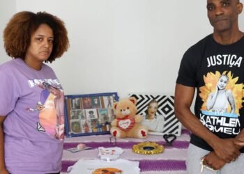 Jacklline de Oliveira, mãe de Kathlen Romeu, fala sobre o julgamento