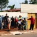 Águas Lindas de Goiás (GO), 03/10/2026 - Momentos da votação pelo ex-aluno Pedro Pereira na Escola Municipal Domingos Simão de Oliveira.