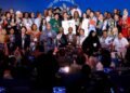 Luena Pataxó em cerimônia de premiação na FAO.