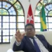 Embaixador de Cuba no Brasil durante entrevista